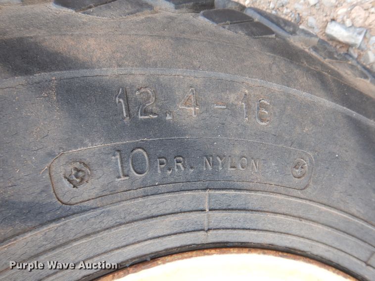 image for item HL9417 1998 John Deere 7210  tractor