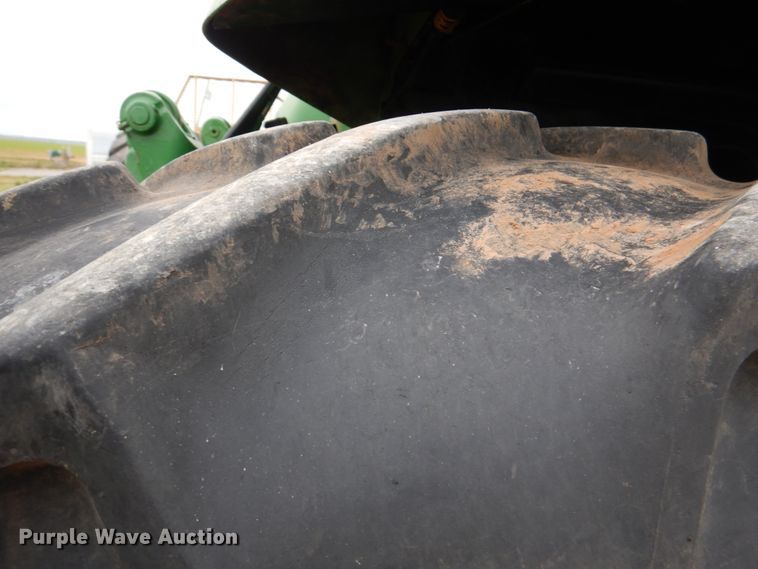 image for item HL9417 1998 John Deere 7210  tractor