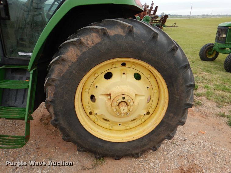 image for item HL9417 1998 John Deere 7210  tractor