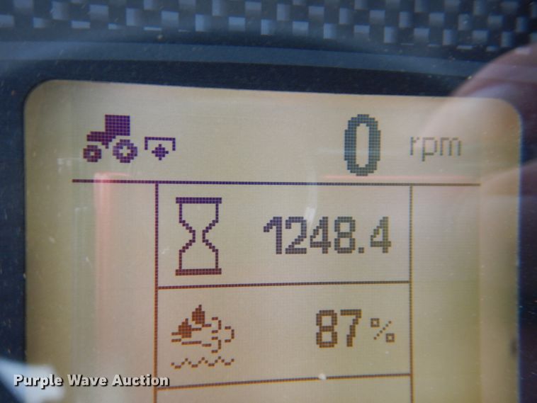 image for item HL9418 2017 Case IH Farmall 110C  MFWD tractor