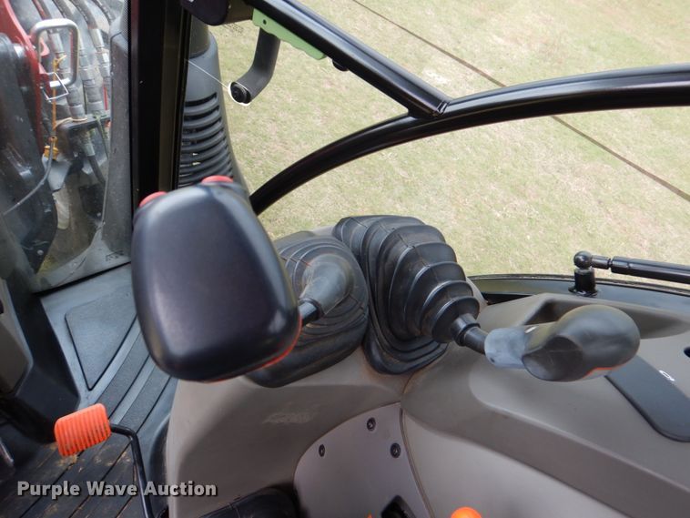 image for item HL9418 2017 Case IH Farmall 110C  MFWD tractor