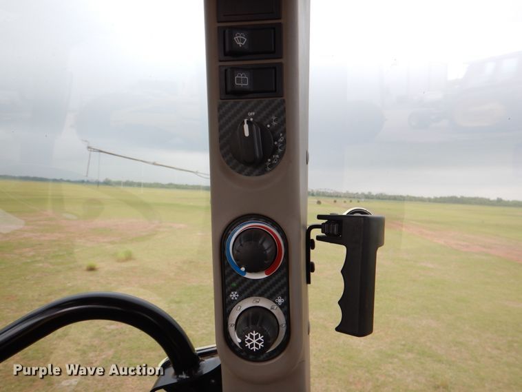 image for item HL9418 2017 Case IH Farmall 110C  MFWD tractor