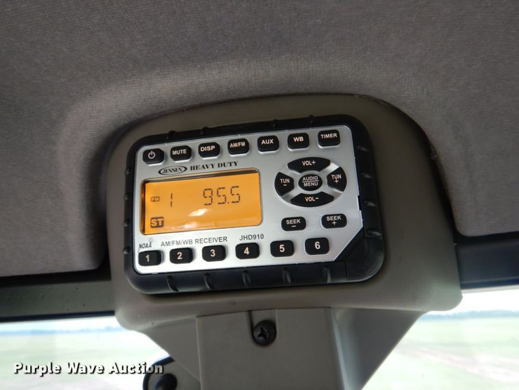 image for item HL9418 2017 Case IH Farmall 110C  MFWD tractor