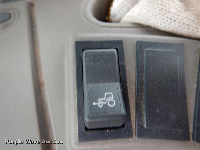 image for item HL9418 2017 Case IH Farmall 110C  MFWD tractor