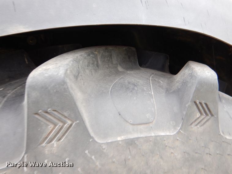 image for item HL9418 2017 Case IH Farmall 110C  MFWD tractor