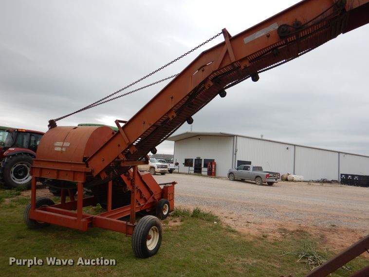 image for item HL9419 Bermuda King 60SL97  sprig harvester