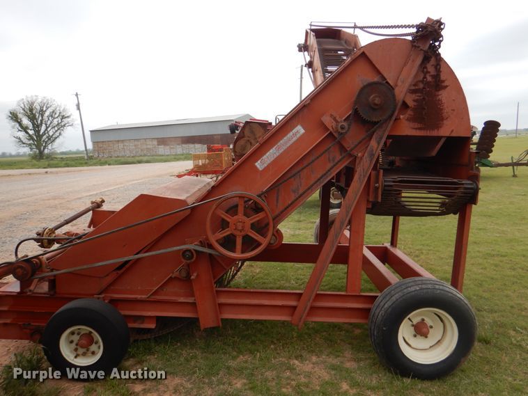 image for item HL9419 Bermuda King 60SL97  sprig harvester