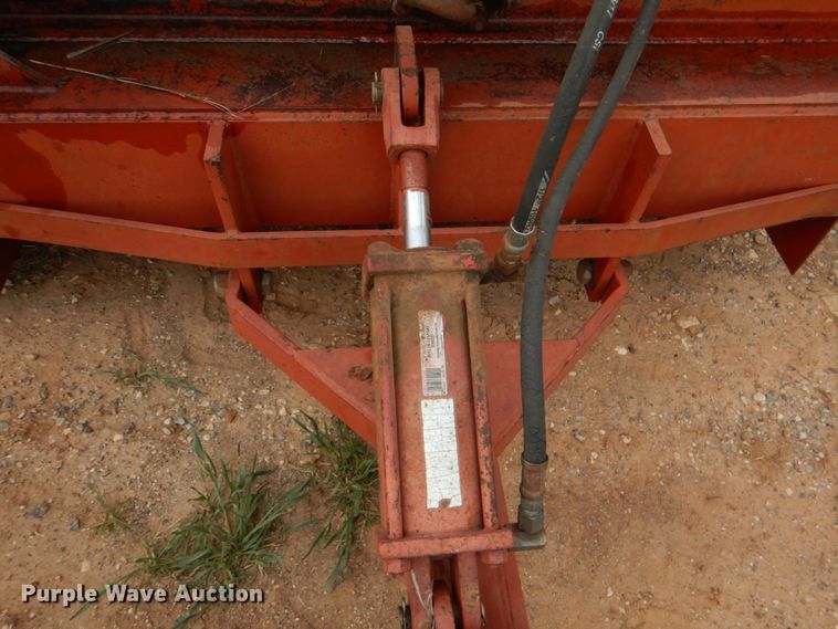 image for item HL9419 Bermuda King 60SL97  sprig harvester