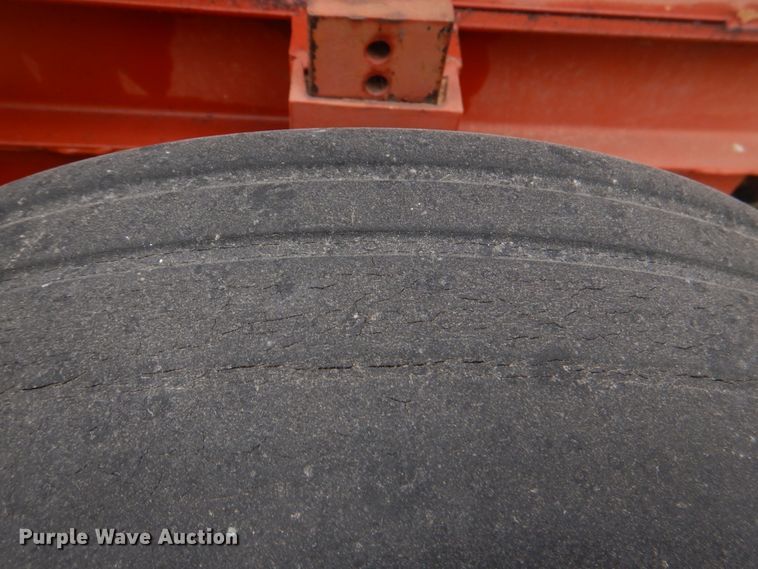 image for item HL9419 Bermuda King 60SL97  sprig harvester