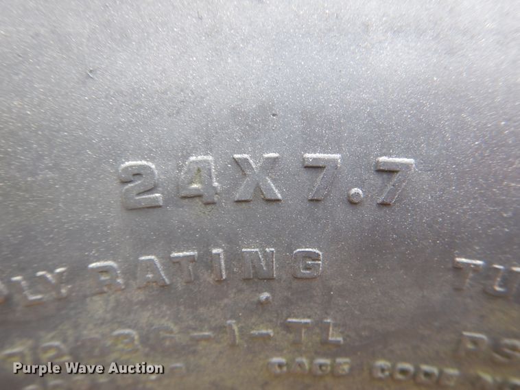 image for item HL9419 Bermuda King 60SL97  sprig harvester