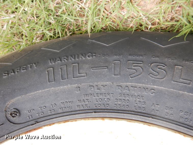 image for item HL9419 Bermuda King 60SL97  sprig harvester