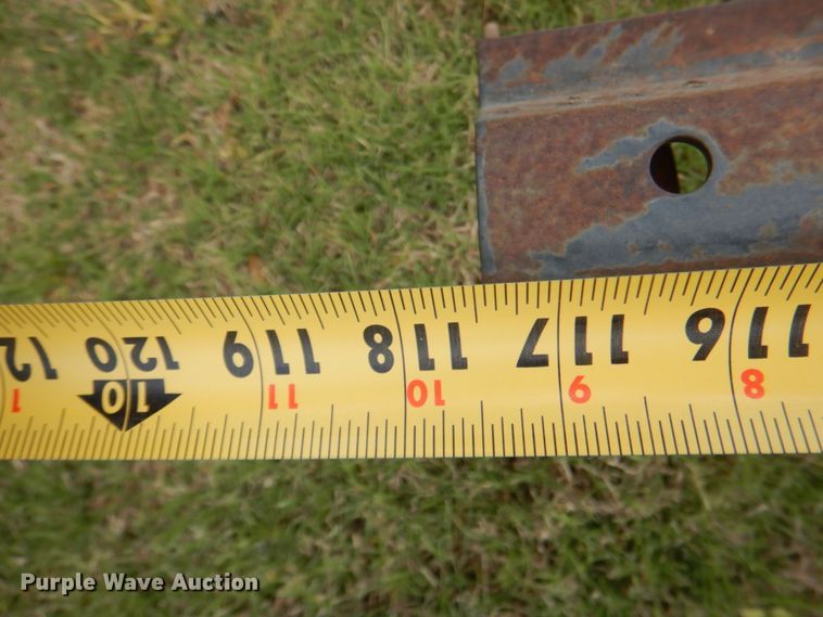 image for item HL9422 John Deere 630  disk