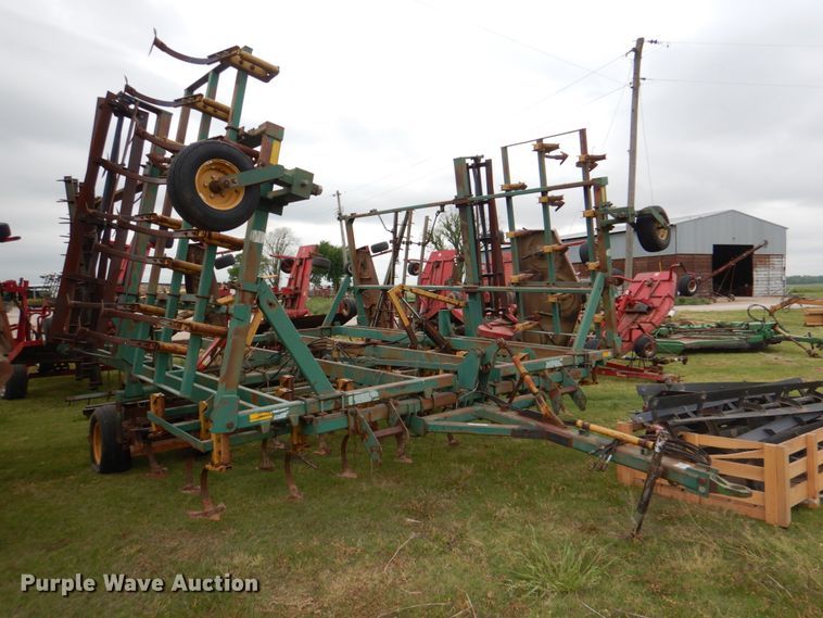 image for item HL9424 Do-All  field cultivator