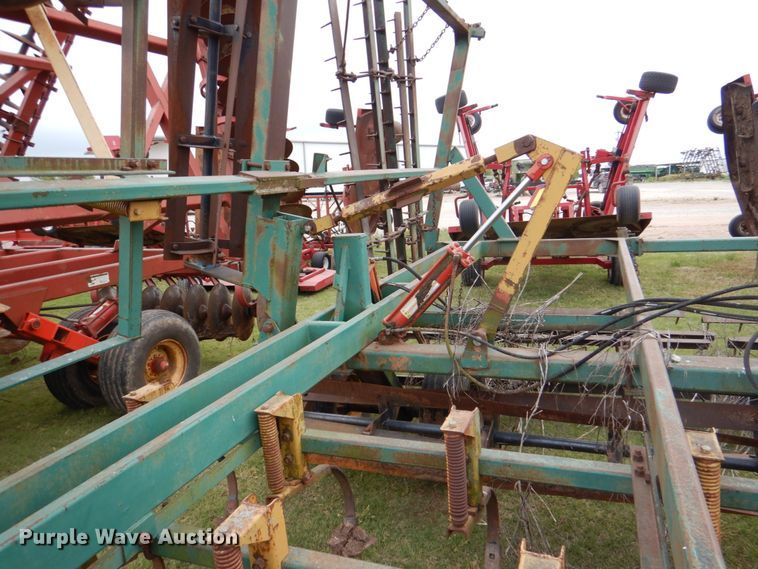 image for item HL9424 Do-All  field cultivator