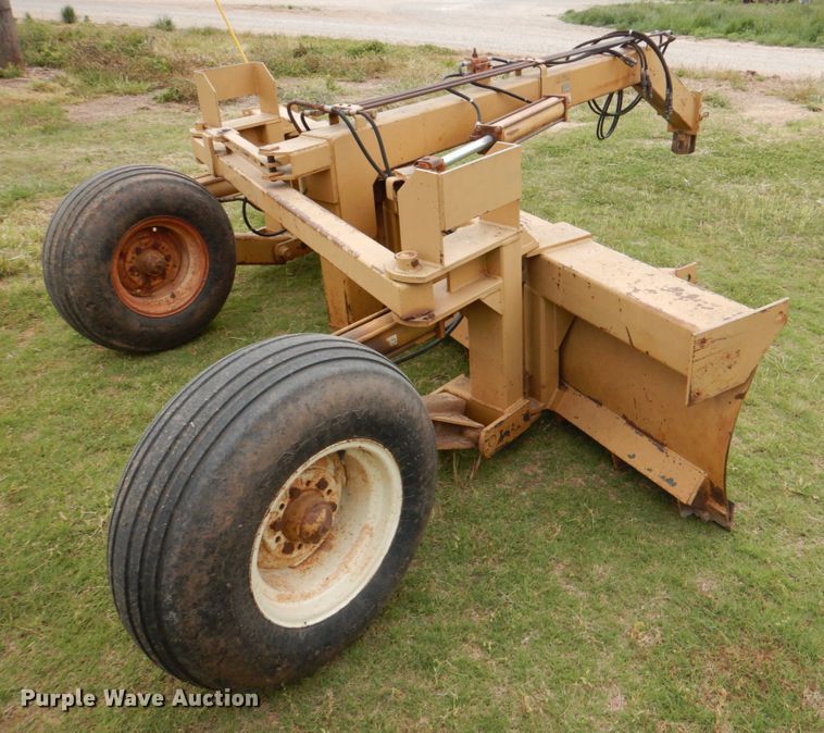 image for item HL9425 Kan-am ES1200  grader