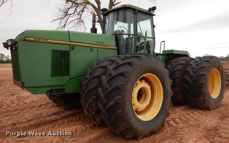 image for item HL9427 1996 John Deere 8870  4WD tractor
