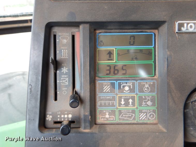 image for item HL9427 1996 John Deere 8870  4WD tractor