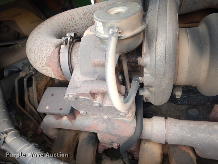 image for item HL9427 1996 John Deere 8870  4WD tractor