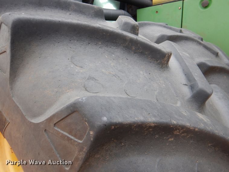 image for item HL9427 1996 John Deere 8870  4WD tractor
