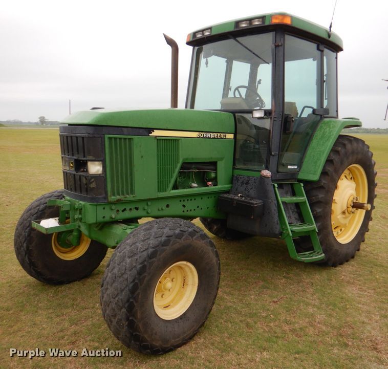 image for item HL9429 2000 John Deere 7210  tractor