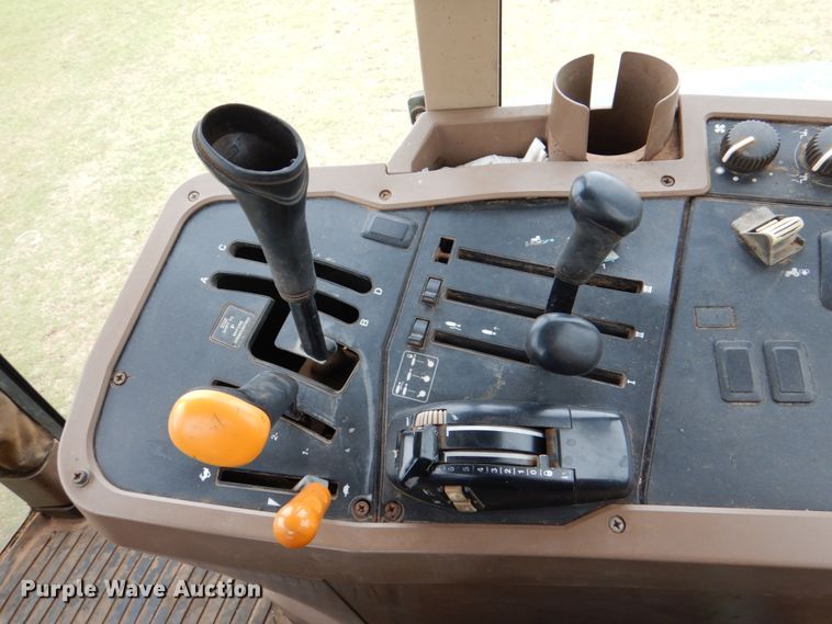 image for item HL9429 2000 John Deere 7210  tractor