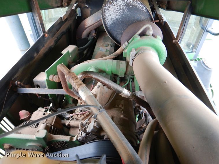 image for item HL9429 2000 John Deere 7210  tractor