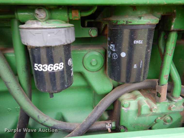 image for item HL9429 2000 John Deere 7210  tractor