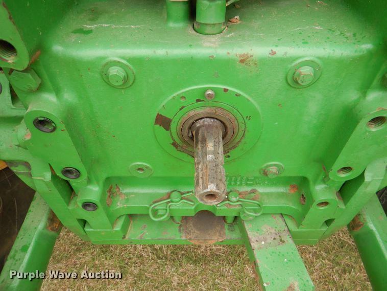 image for item HL9429 2000 John Deere 7210  tractor