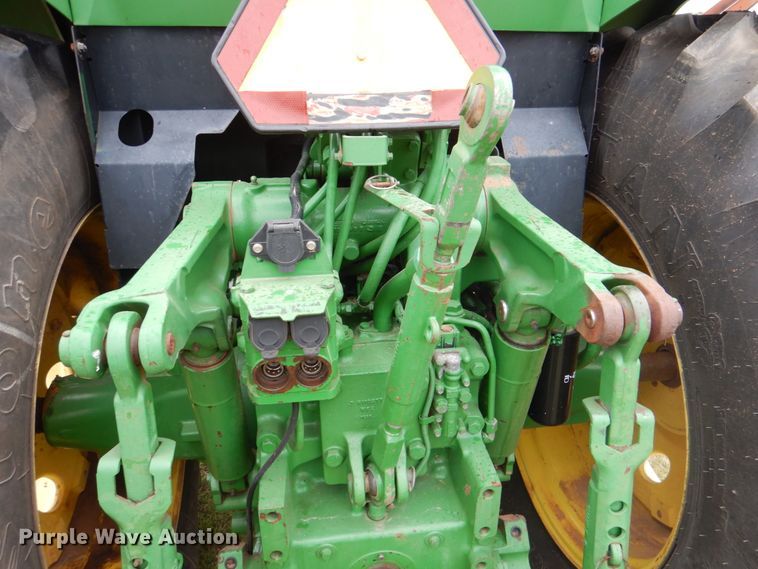 image for item HL9429 2000 John Deere 7210  tractor