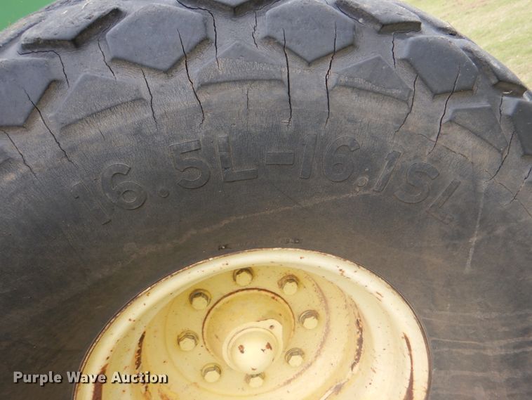 image for item HL9429 2000 John Deere 7210  tractor