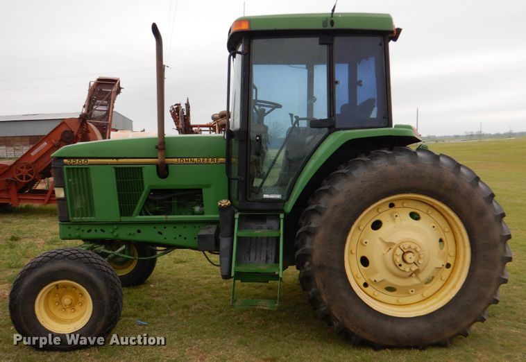 image for item HL9430 1995 John Deere 7200  tractor