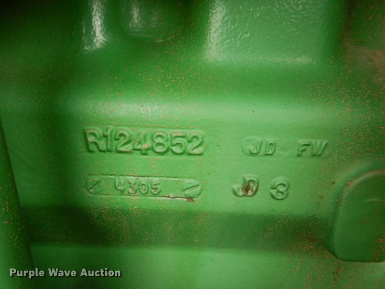 image for item HL9430 1995 John Deere 7200  tractor
