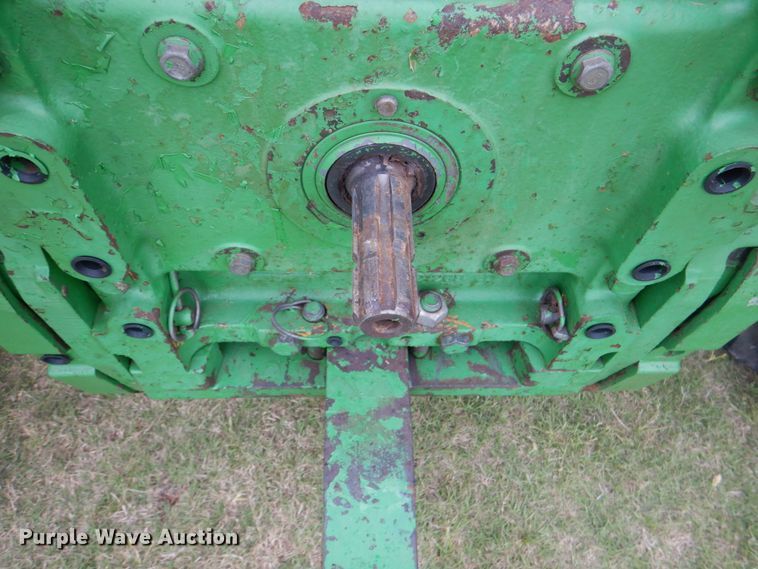 image for item HL9430 1995 John Deere 7200  tractor