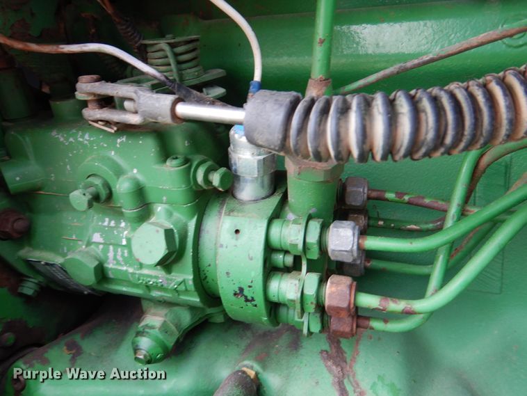 image for item HL9431 1994 John Deere 7400  tractor