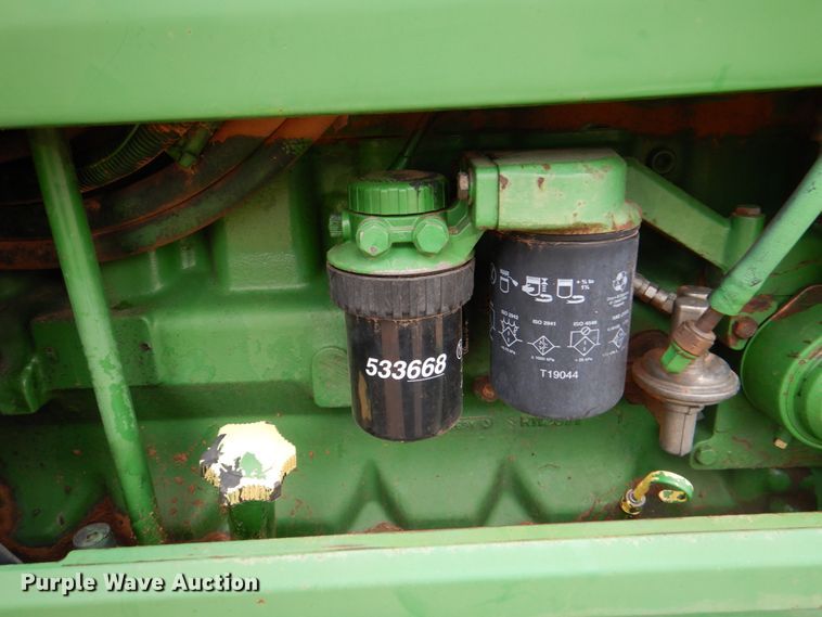 image for item HL9431 1994 John Deere 7400  tractor