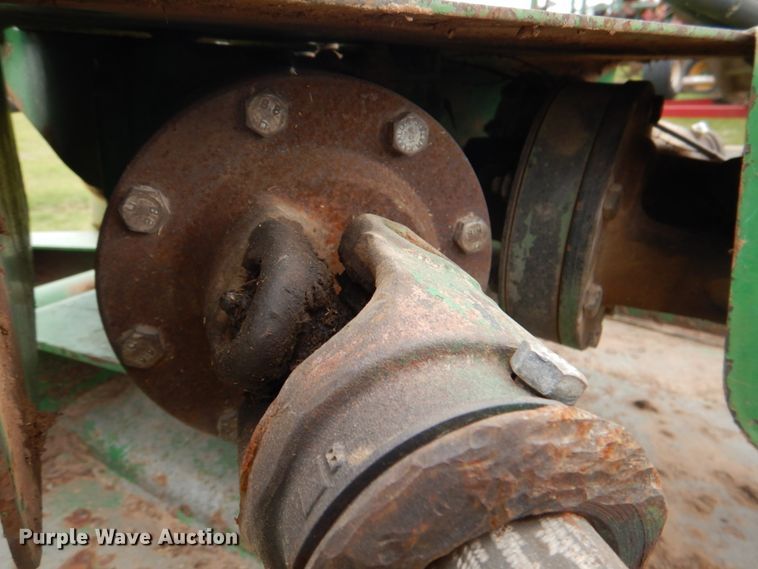 image for item HL9433 John Deere 1518  batwing rotary mower