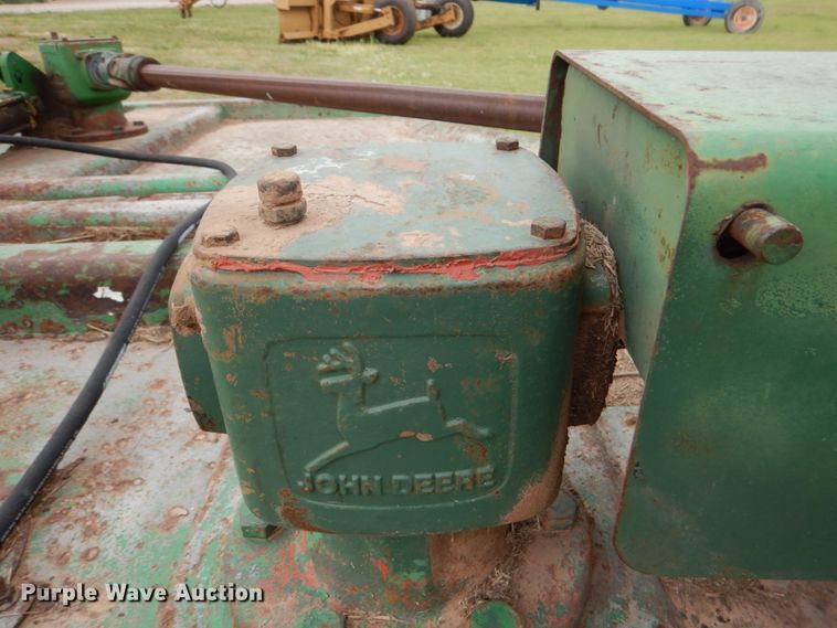 image for item HL9433 John Deere 1518  batwing rotary mower