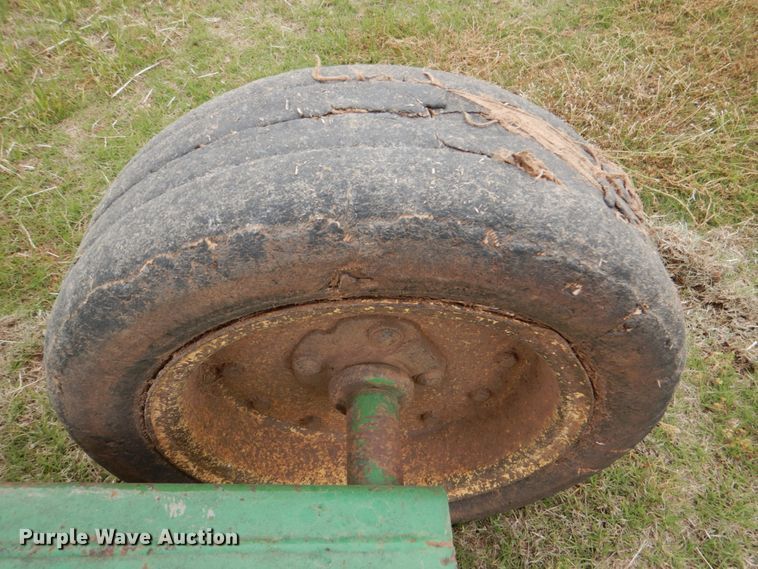 image for item HL9433 John Deere 1518  batwing rotary mower