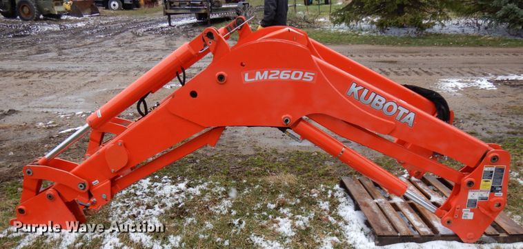 image for item HR9194 Kubota LM2605  loader