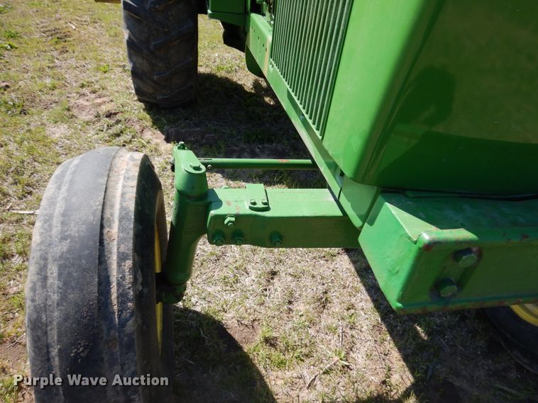 image for item HR9228 1975 John Deere 4430  tractor