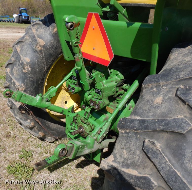 image for item HR9228 1975 John Deere 4430  tractor