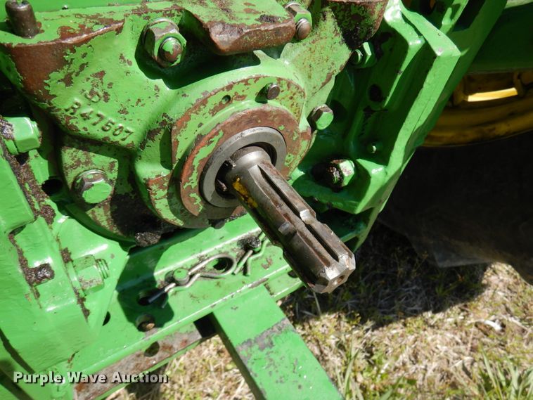 image for item HR9228 1975 John Deere 4430  tractor