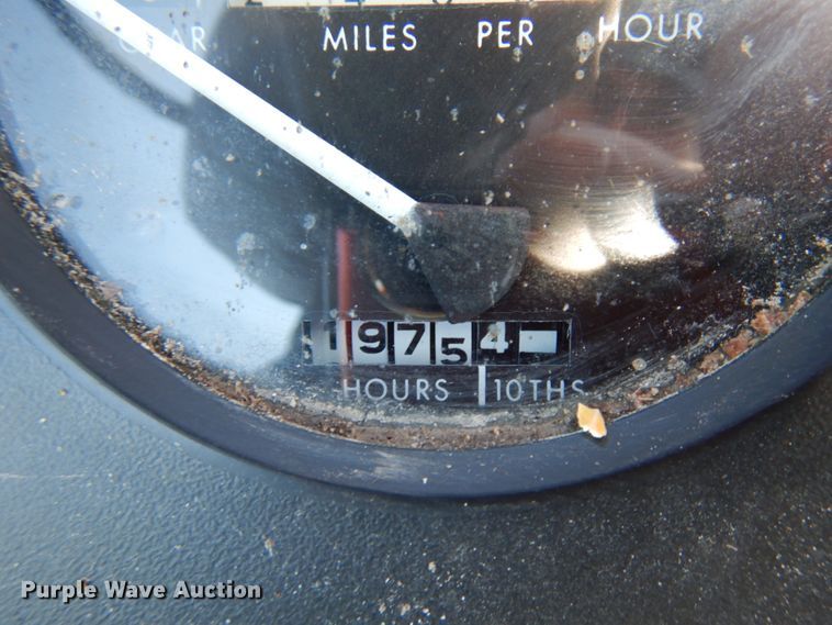 image for item HR9228 1975 John Deere 4430  tractor