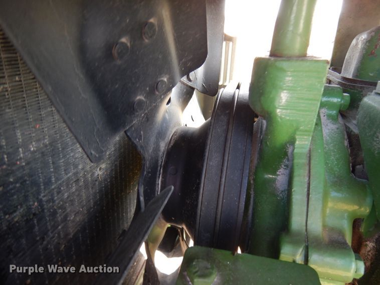 image for item HR9228 1975 John Deere 4430  tractor