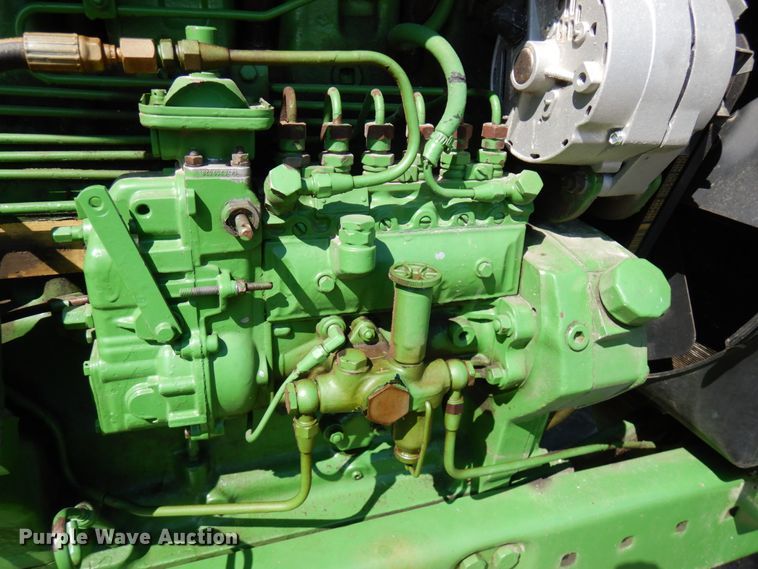 image for item HR9228 1975 John Deere 4430  tractor