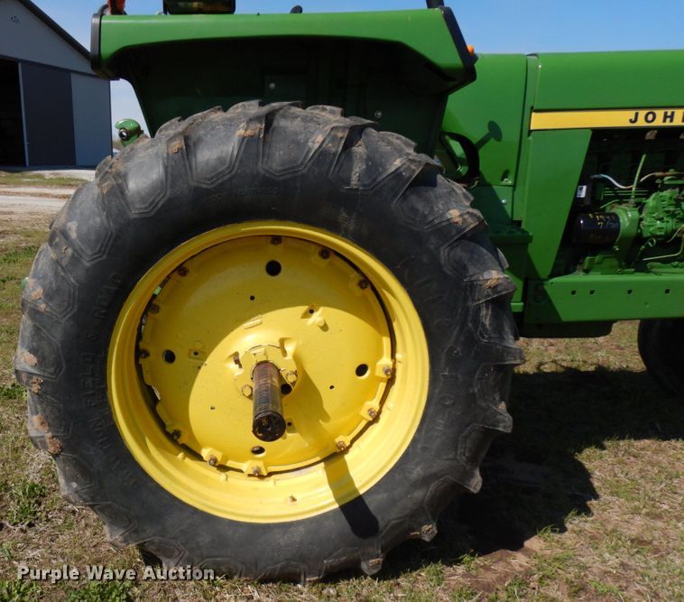 image for item HR9228 1975 John Deere 4430  tractor