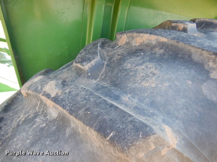 image for item HR9228 1975 John Deere 4430  tractor