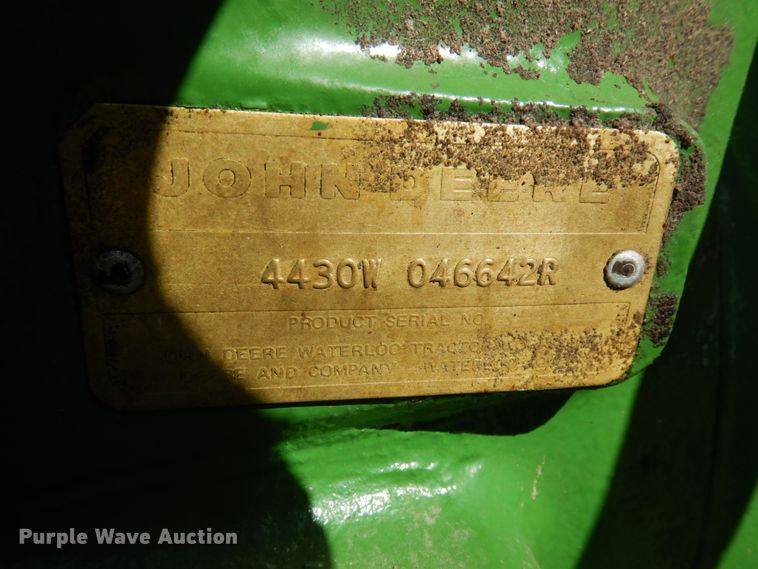 image for item HR9228 1975 John Deere 4430  tractor