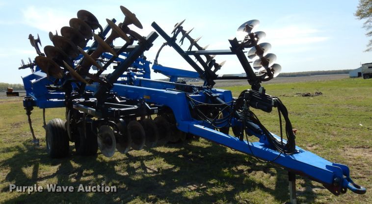 image for item HR9229 Case IH Ecolo-Tiger 870  disk ripper