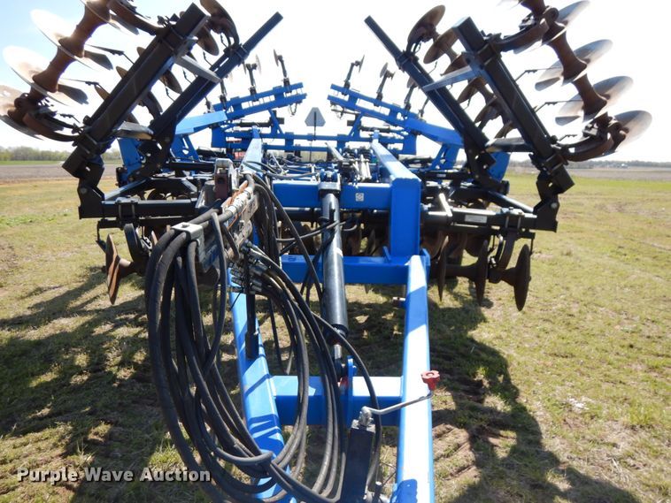 image for item HR9229 Case IH Ecolo-Tiger 870  disk ripper